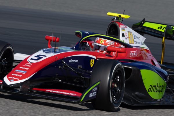 Rafael Câmara le plus rapide des essais FIA F3 à Bahreïn