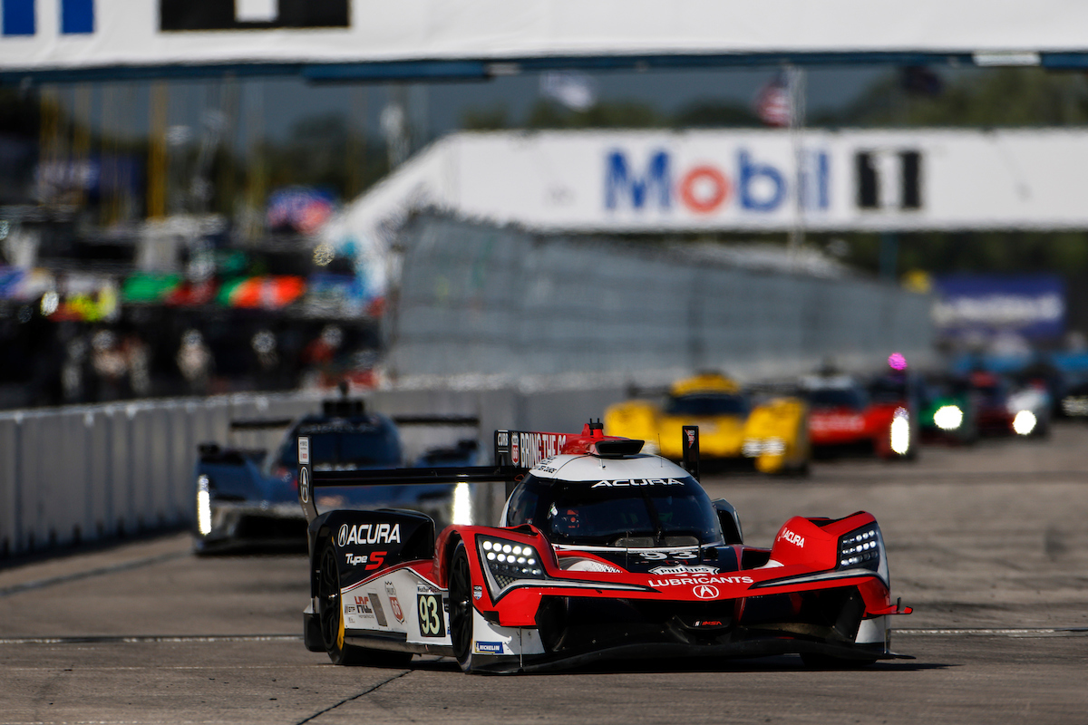 #93: Acura Meyer Shank Racing w/Curb Agajanian, Acura ARX-06, GTP: Renger van der Zande, Nick Yelloly, Alex Palou