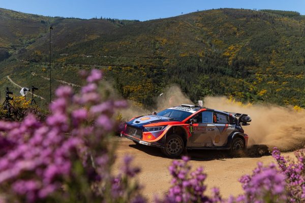 Portugal, ES5 : Tänak d'un rien devant Fourmaux !