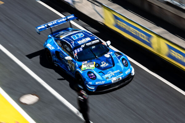 24 Heures du Nürburgring : Forfait de la Porsche 911 #16 Scherer Sport PHX !
