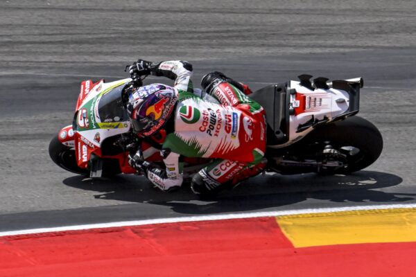 Un essai intense pour Johann Zarco à Aragón