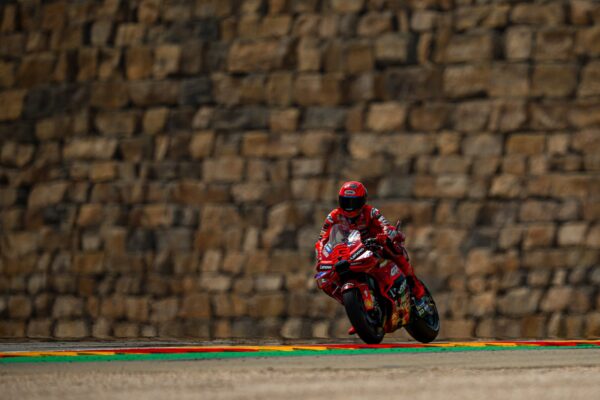 GP d'Aragón 2025, Sprint : Marc Márquez s'impose