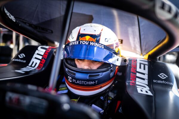 Nikola Tsolov réalise la pole position en Autriche en FIA F3