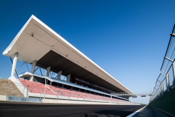 Nouveau pit-building du Hungaroring
