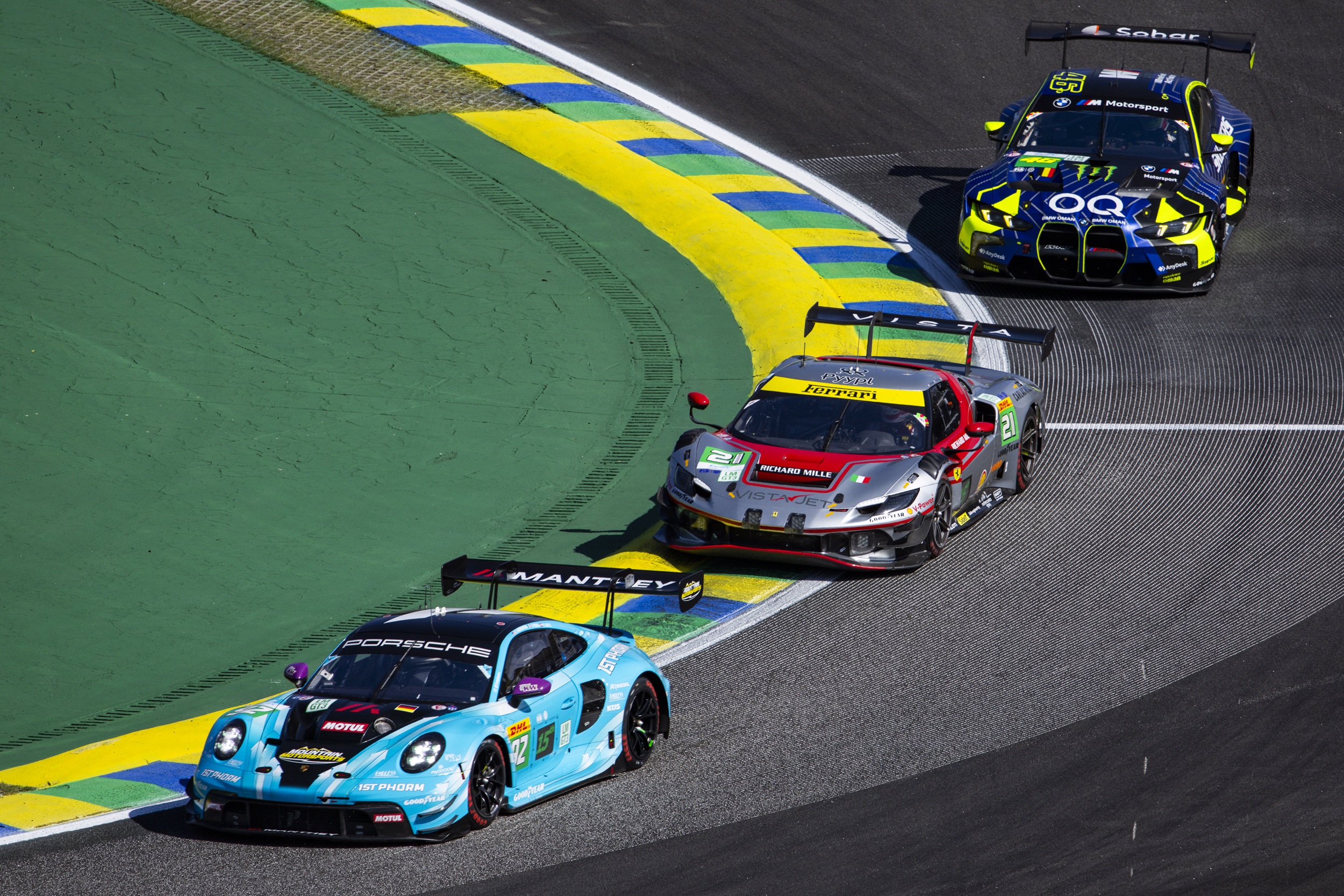 Porsche N°92 en tête du championnat LMGT3