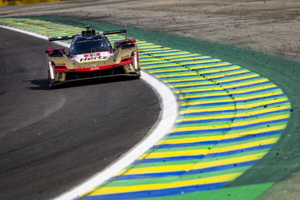 6 Heures de São Paulo - H+4 : Cadillac proche du doublé