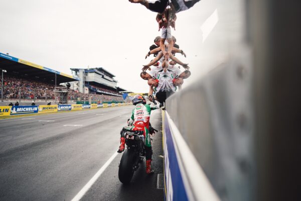 Johann Zarco prolonge avec LCR Honda