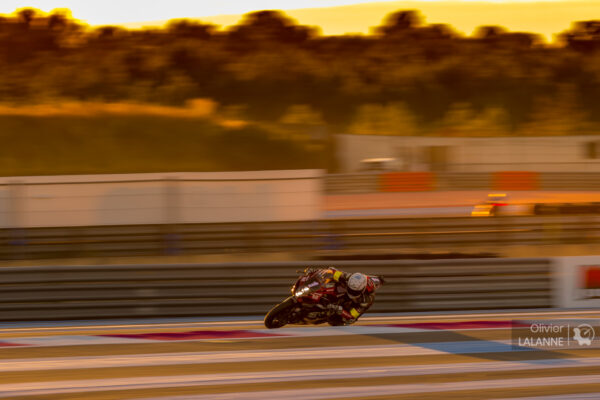 Bol d'Or 2025, H+7 : La Suzuki #1 en tête, la Honda #5 à la chasse