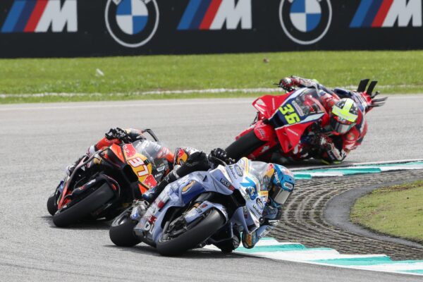 GP de Malaisie 2025, Course : Alex Márquez s'impose à Sepang