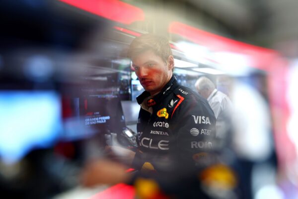 Verstappen s'élancera des stands au Brésil et fait une croix sur le titre !