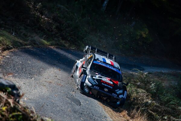 Japon, ES14 : Ogier sous pression face à Evans