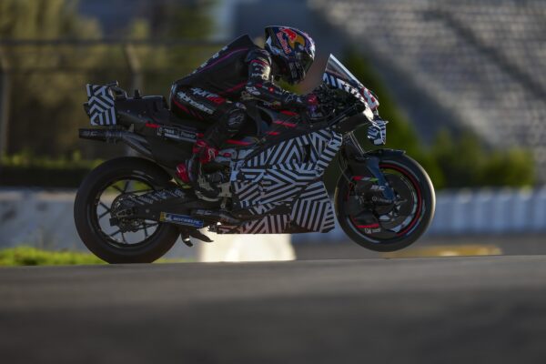 Aprilia dévoile son calendrier pour 2026