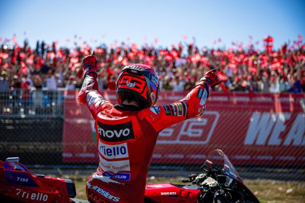 Les pilotes MotoGP qui ont remporté le "Rider of the Race" en 2025