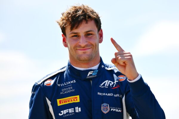 Richard Verschoor et Victor Martins victorieux en FIA F2 au Qatar
