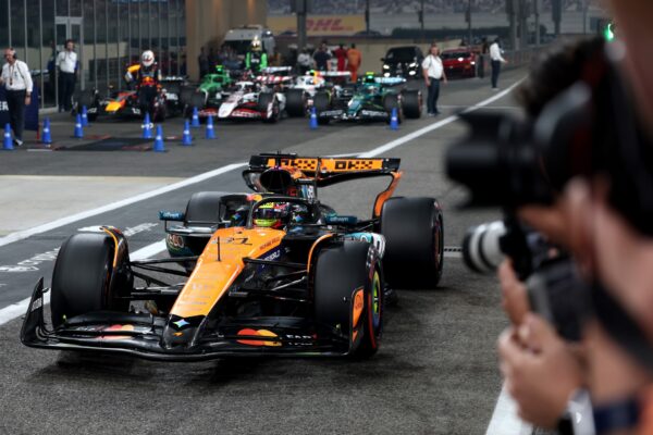 La FIA et les 11 équipes signent les Accords Concorde