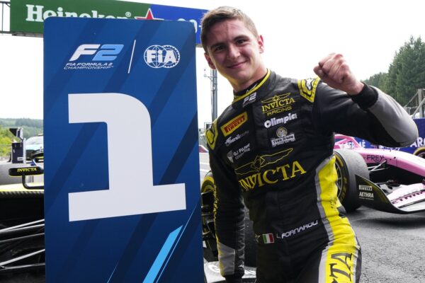Leonardo Fornaroli, champion de FIA F2 2025