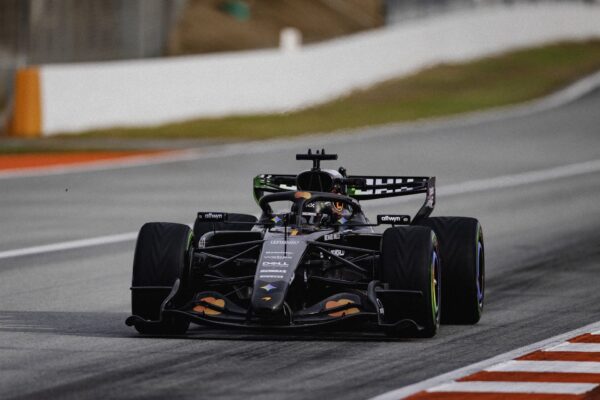 Norris partage son enthousiasme de rouler avec le n°1