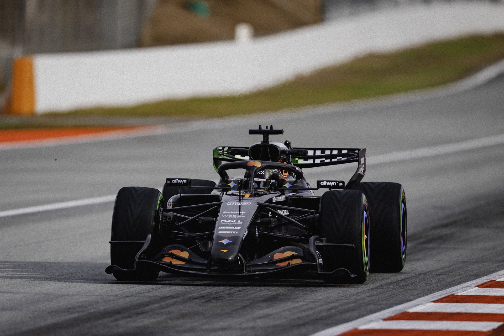 Lando Norris au Shakedown Barcelone 2026
