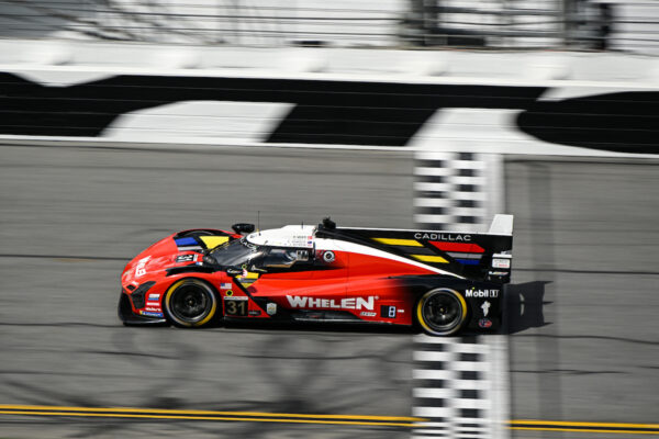 24 Heures de Daytona - Qualifications : Cadillac en pole