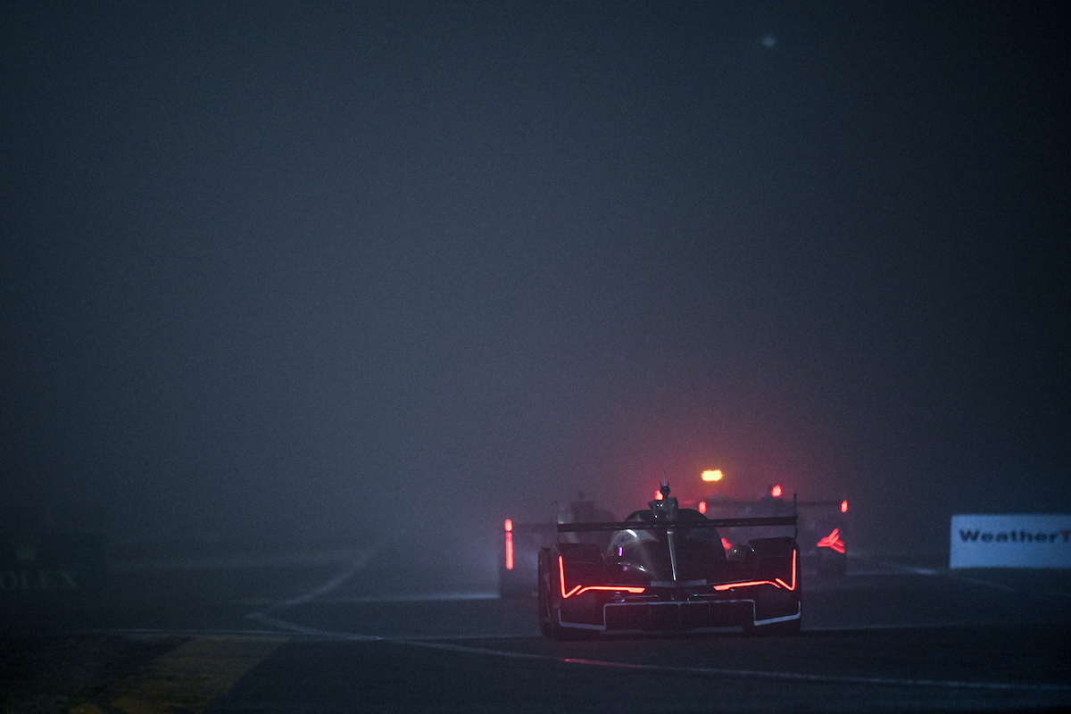 #60: Acura Meyer Shank Racing w/Curb Agajanian, Acura ARX-06, GTP: Tom Blomqvist, Colin Braun, Scott Dixon, AJ Allmendinger