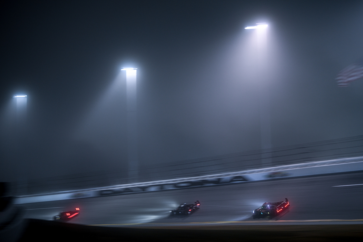 24 Heures de Daytona : que la nuit est longue...