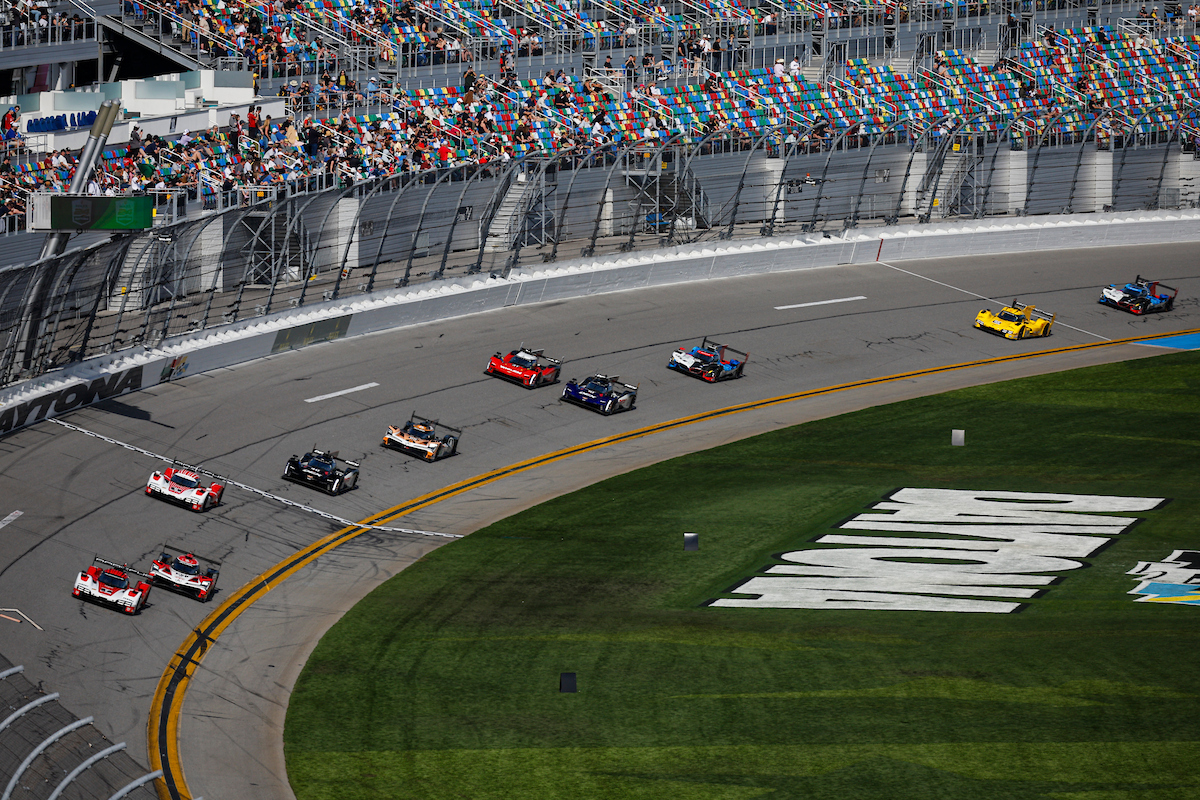 #7: Porsche Penske Motorsport, Porsche 963, GTP: Felipe Nasr, Julien Andlauer, Laurin Heinrich