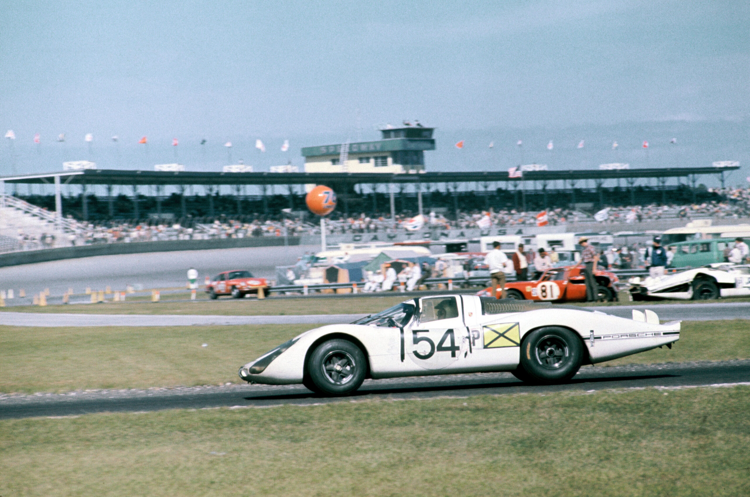 Hans Herrmann aux 24 Heures de Daytona 1968
