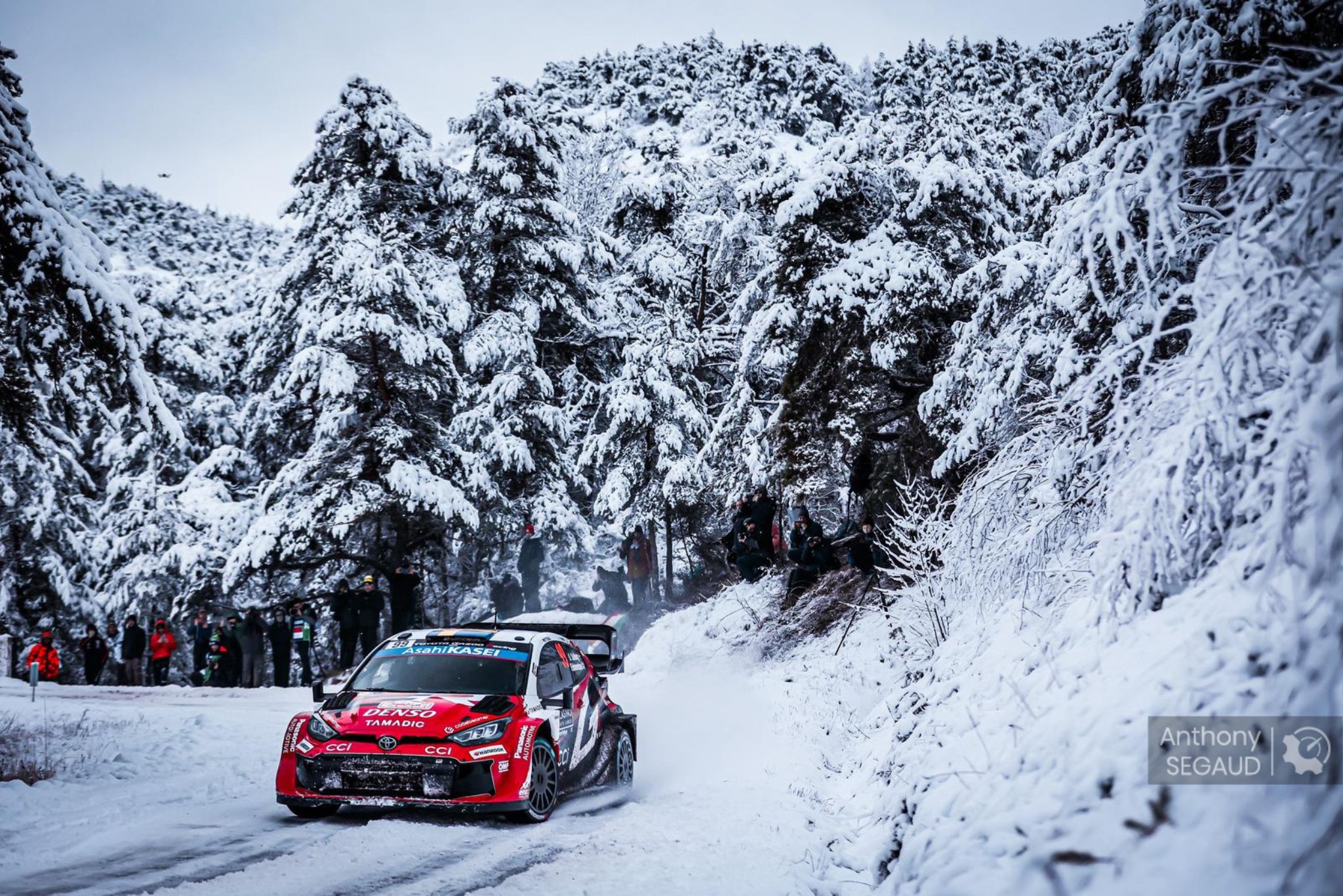 Monte-Carlo, ES13 : Des cols enneigés aux rues de la principauté !