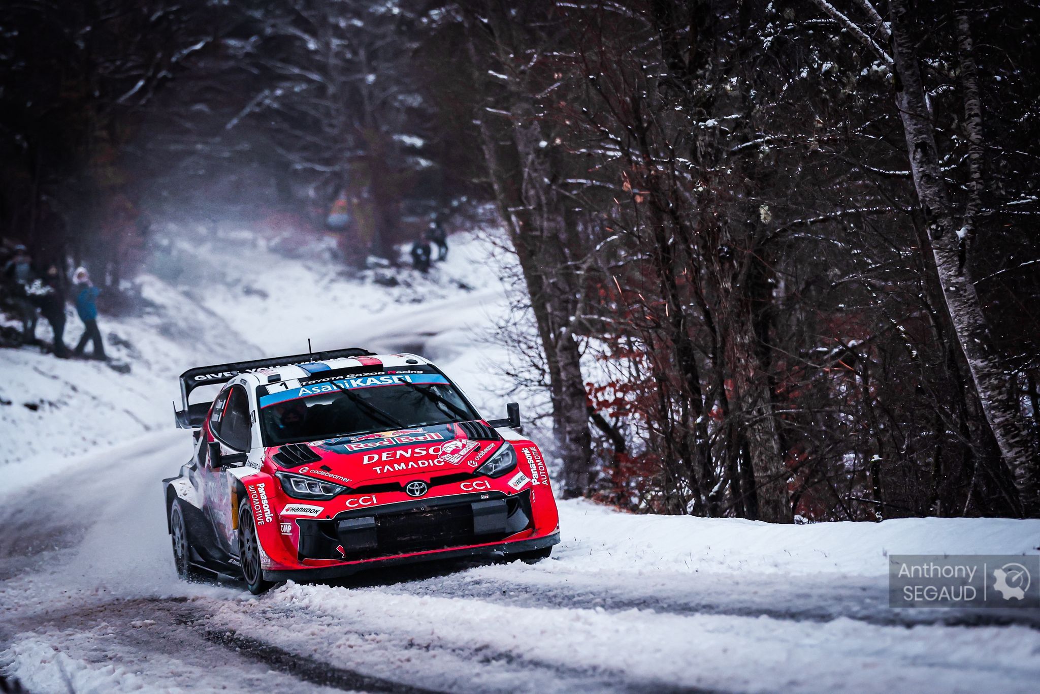 Monte-Carlo, ES9 : Solberg maintient l'écart, Ogier met la pression sur Evans !
