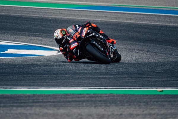 GP de Thaïlande 2026, Qualifs : Marco Bezzecchi chute et en pole position