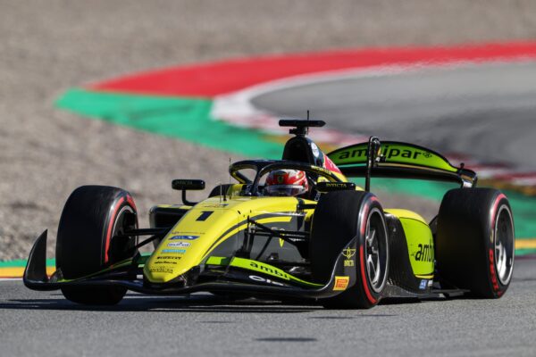Rafael Camara meilleur temps des essais FIA F2 à Barcelone