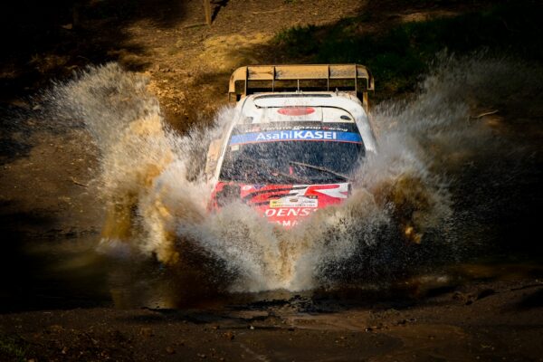 Kenya, ES16 : Solberg et Ogier abandonnent, Katsuta prend la tête