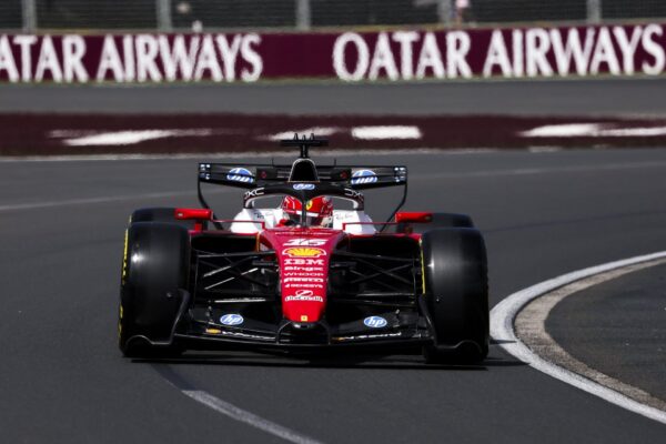 Australie, EL1 : Leclerc devance Hamilton et Verstappen