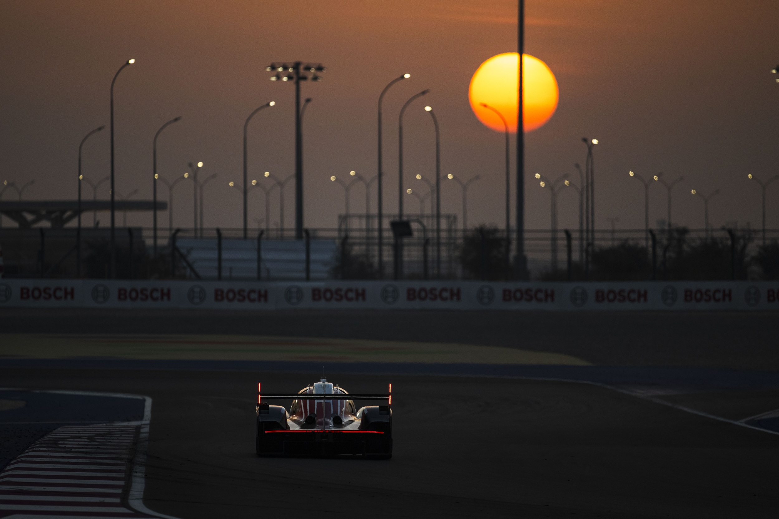 Pour le WEC et la F1, des précédents au Moyen-Orient