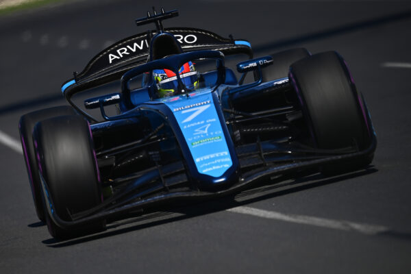 Dino Beganovic réalise la pole position à Melbourne en FIA F2