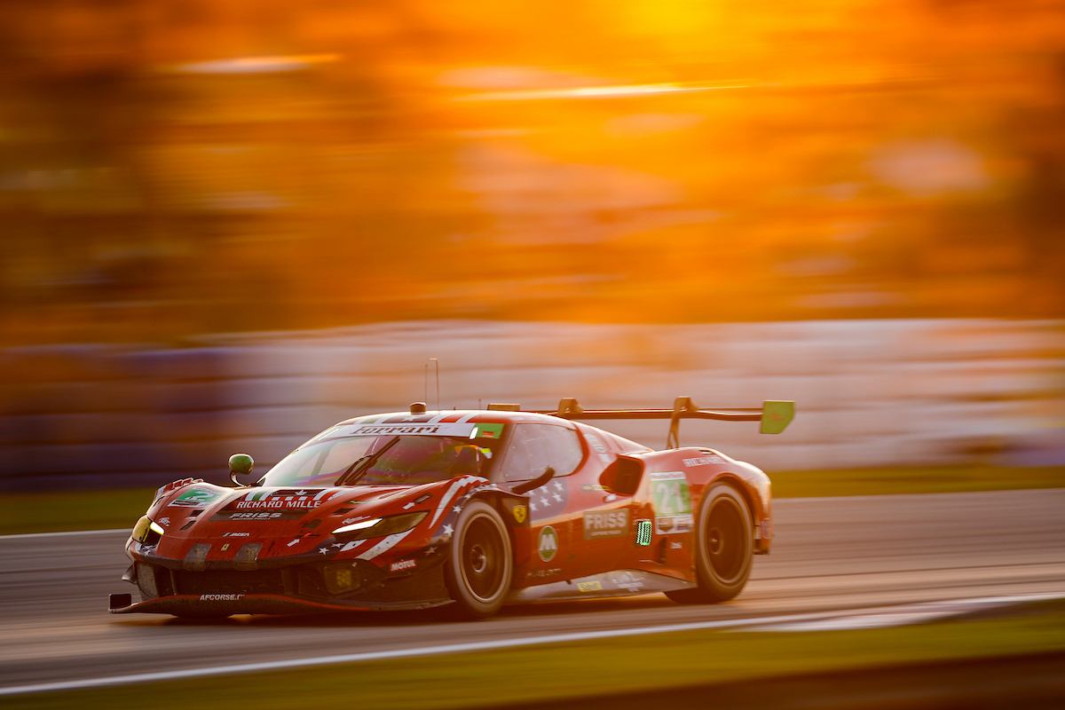 12h Sebring 2026 #21: Af Corse Usa, Ferrari 296 GT3 EVO, GTD: Simon Mann, Lilou Wadoux Ducellier, Antonio Fuoco