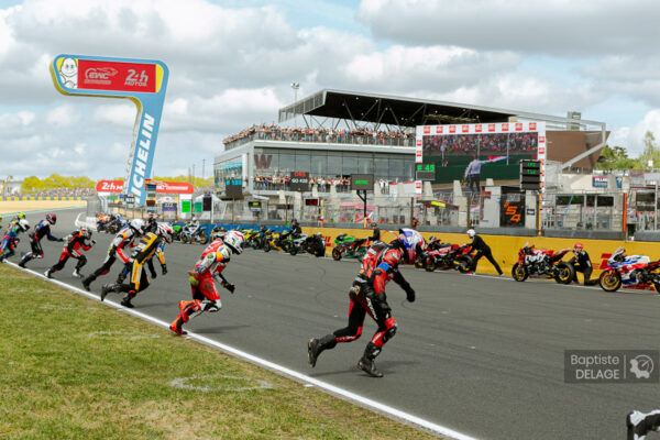 24 Heures Motos 2026, H+1 : Bagarre à tous les niveaux au Mans