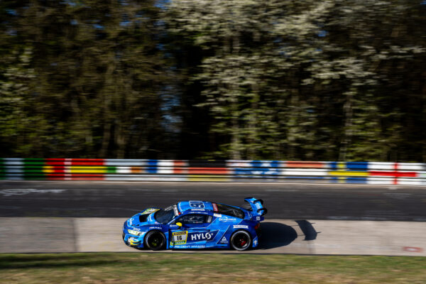 24H Qualifiers : Scherer Sport PHX remporte la course 2 dans la douleur !