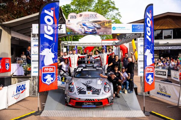 CFR Charbo' : Astier et la 911 pour une victoire historique !