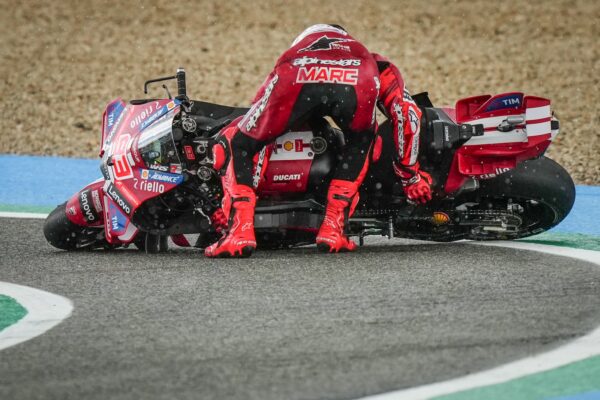 Pourquoi Marc Márquez n'a pas été pénalisé après sa chute à Jerez ?
