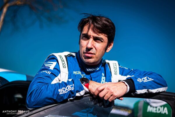Le pilote Pierre Ragues prend le volant de la FFSA