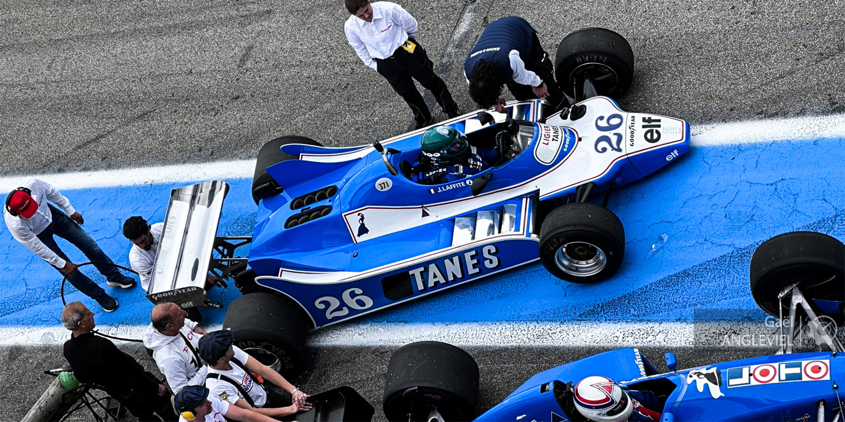Jacques Laffite dans sa Ligier JS11 au GP de France Historique 2026
