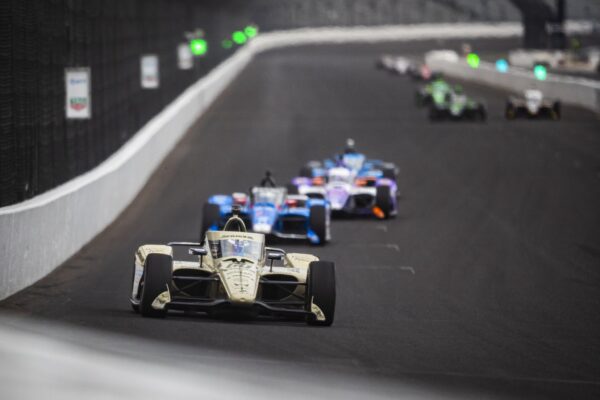 Indy 500 : Rosenqvist bat Malukas sur la ligne