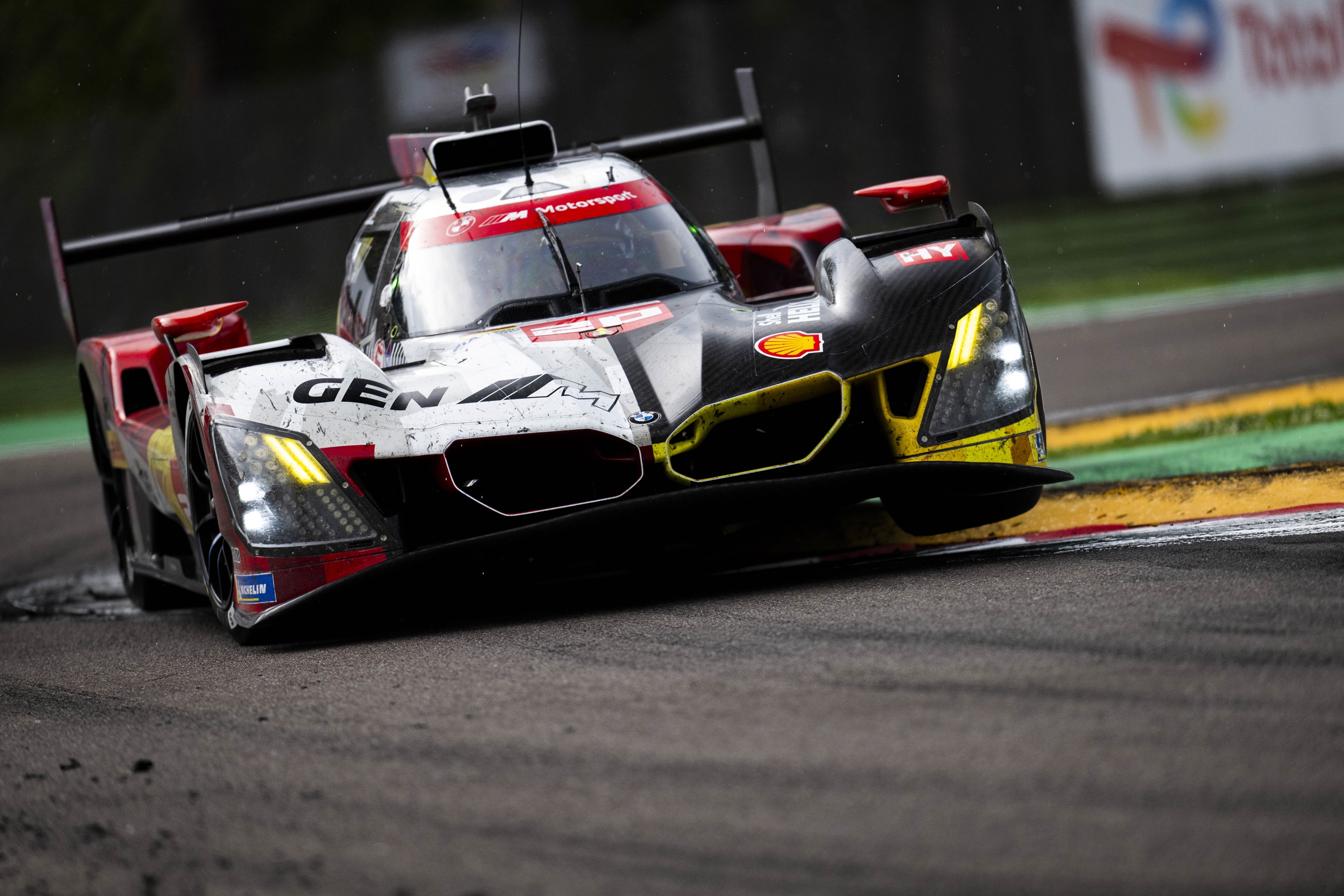 BMW veut s'imposer à Spa