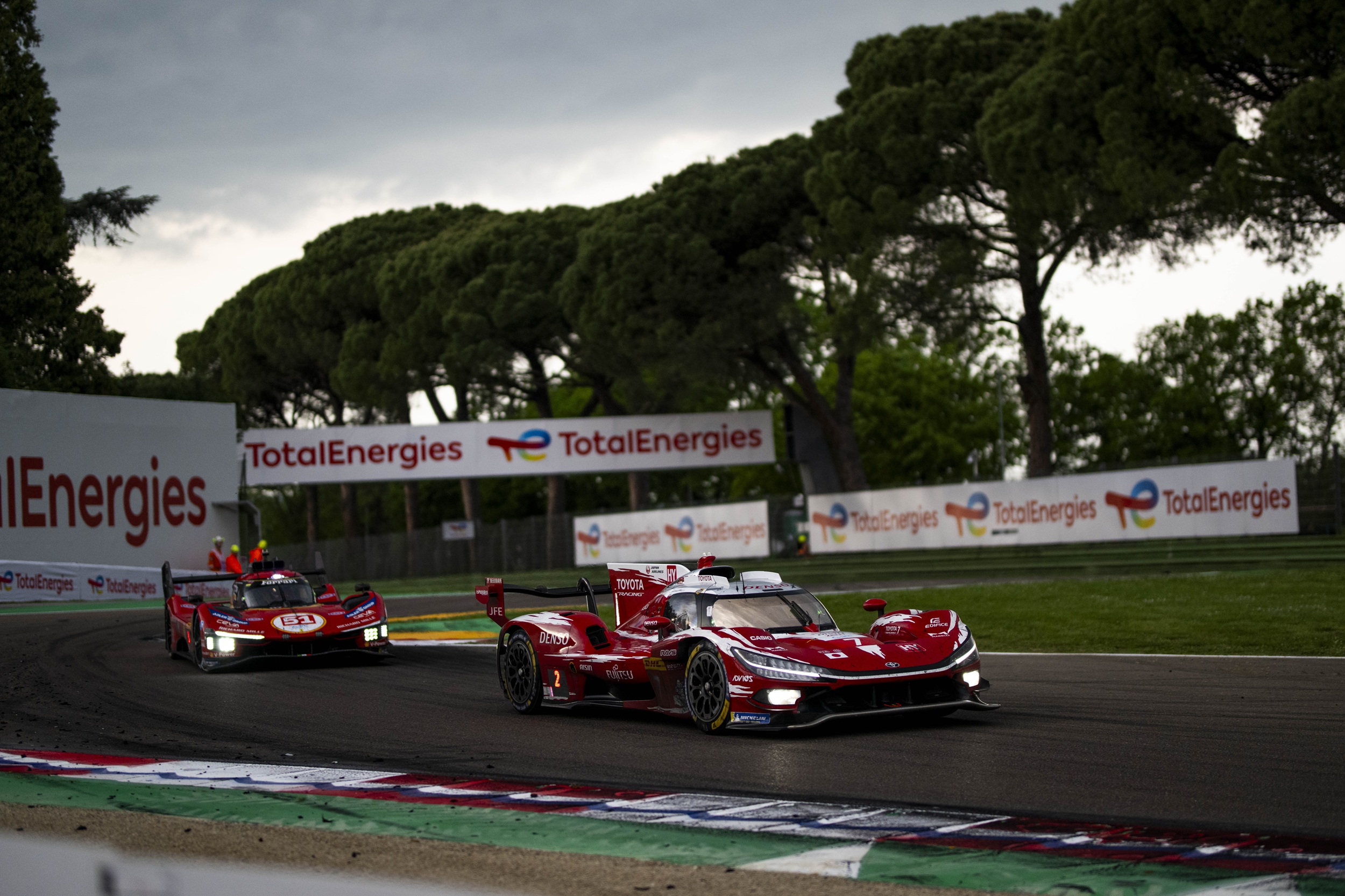 Le match Toyota-Ferrari va reprendre à Spa