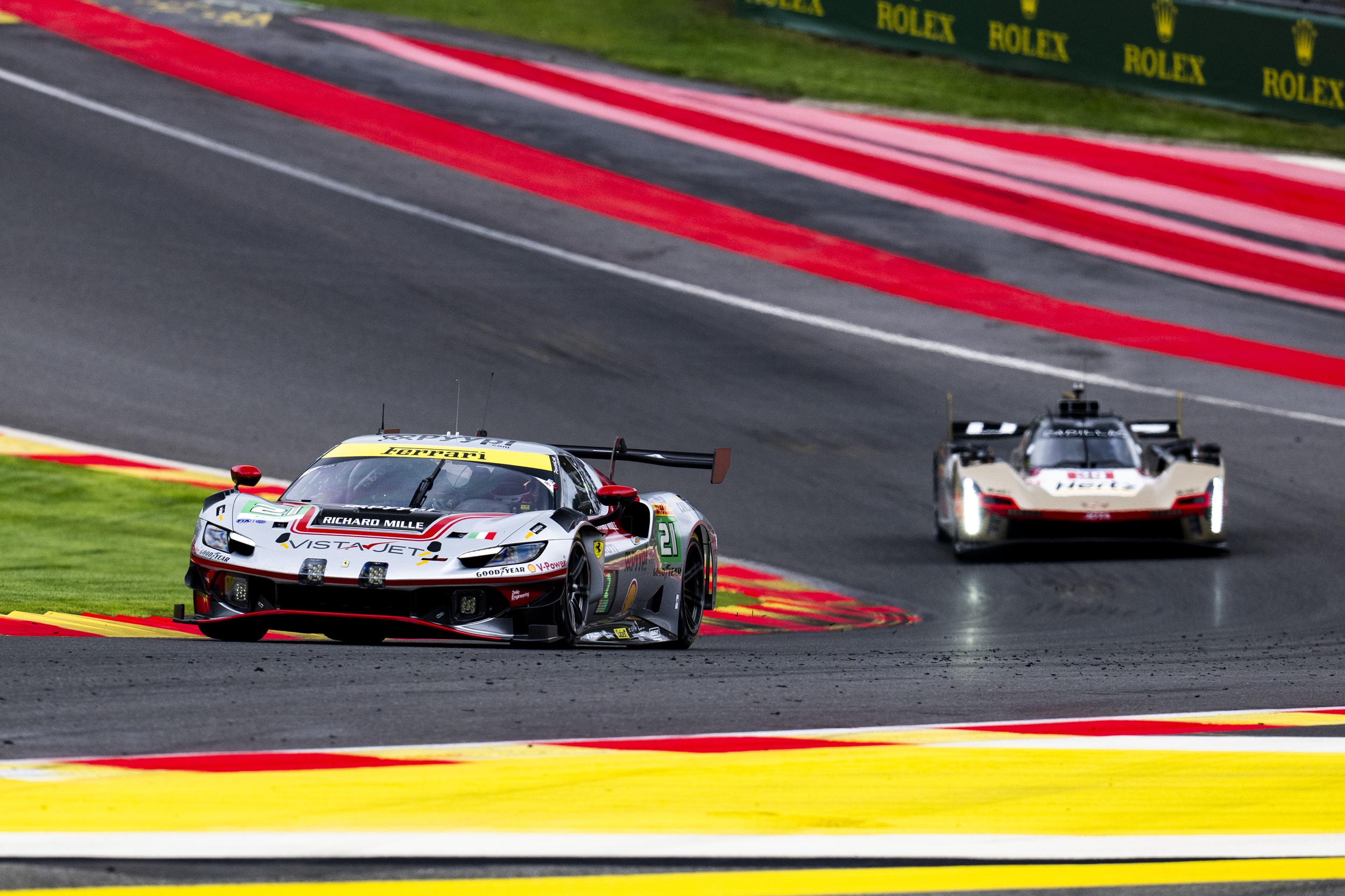 BMW mène le général, Ferrari le LMGT3