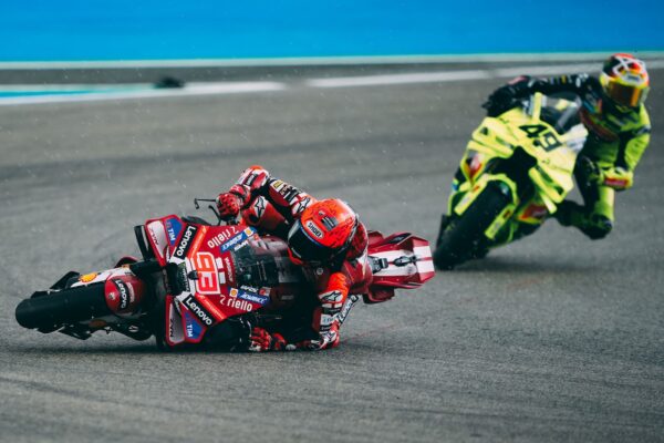 Le MotoGP modifie le protocole d'entrée dans la voie des stands