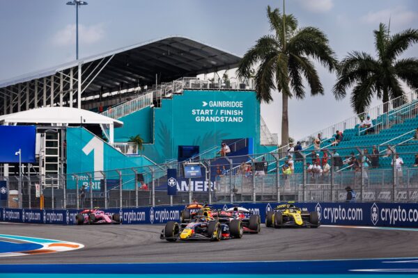 Nikola Tsolov et Gabriele Mini vainqueurs en FIA F2 à Miami