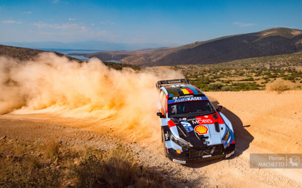 Acropole, ES7 : Neuville tient le cap, ascenseur émotionnel pour Armstrong