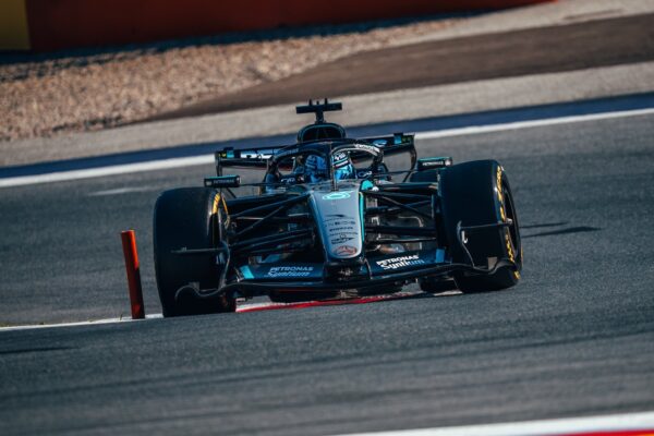 Grand Prix d'Autriche : Russell résiste à Verstappen et Antonelli